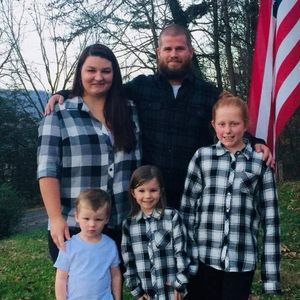 Meet your Posher, Dakota